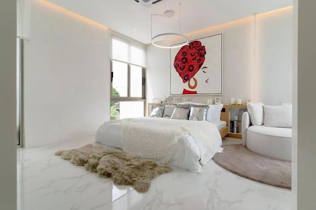 Ban Mut Dok Khao The Residence By Andaman Phuket